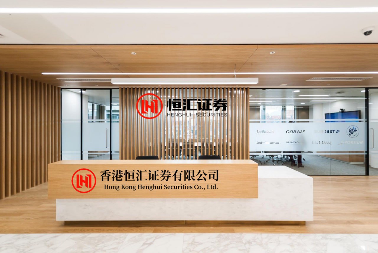 创达盈配资 静待蛰伏：想抓涨停板不用瞎猜，记住这个万能公式，胜率直接翻倍！ 很多散户天天追涨杀跌，却总是抓不到真正的涨停板，其实是没摸透市场的核心逻辑。今天给大家分享一个抓涨停的黄金公式，只要严格对照，就能...